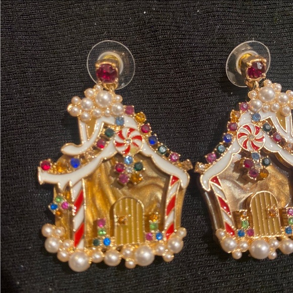 Gingerbread House Earrings - Picture 3 of 5
